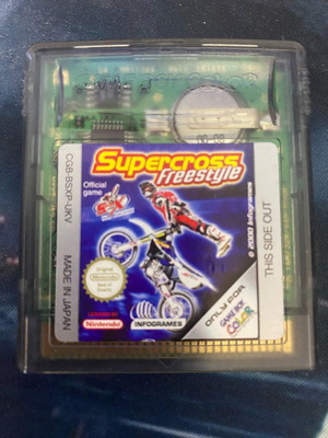 SuperCross Freestyle for Game Boy Color used