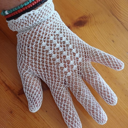 Handmade bridal gloves with crochet, vintage style, new, white