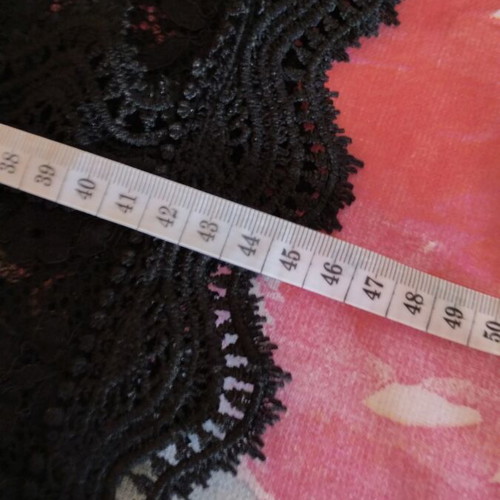 Attrattivo black lace sleeveless crop top, size M