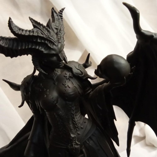 3D Εκτυπωμένη Φιγούρα Diablo - Lilith Κατόπιν Παραγγελίας, Αβάφτη