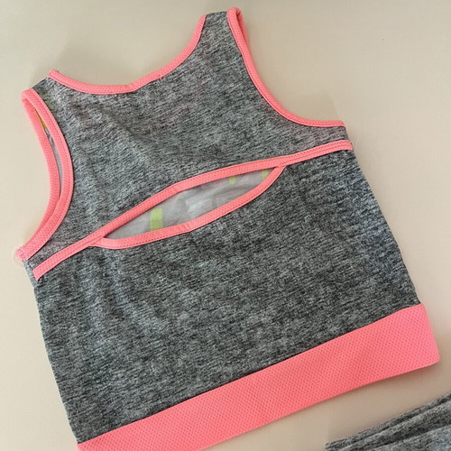 Sportswear set for 5 years old like new, grey and pink