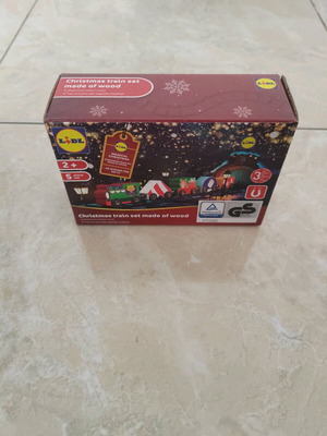Lidl Wooden Christmas Train Set 5 Pieces New