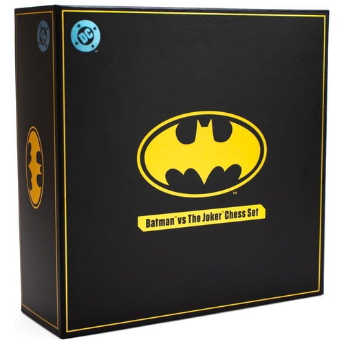 Batman vs The Joker Chess Set new, 32 pieces with foldable board