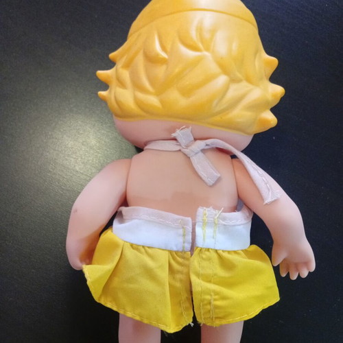 Banana Candy doll from Strawberry Shortcake series like new, 20 cm