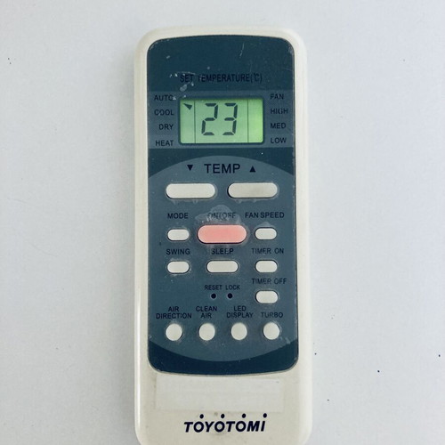 Toyotomi A/C Remote R51L1/BGE used