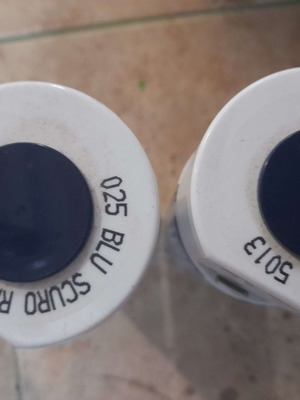 Saratoga acrylic spray paint 400ml dark blue, 2 pieces new