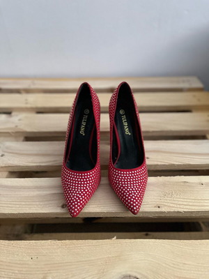 Red pumps like new no 37-38