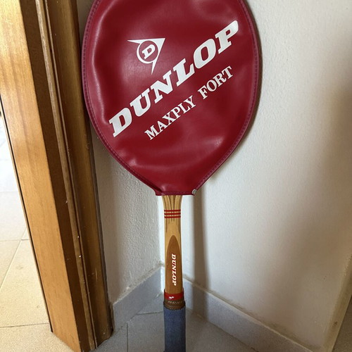 Dunlop Maxply Fort wooden tennis racket like new with original case