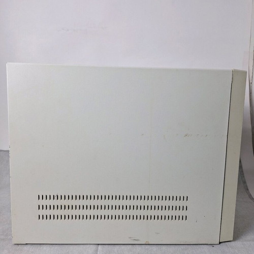 Retro Windows 98 computer used with IDE disk and RAID support