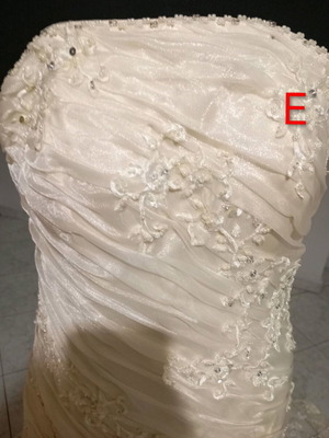 Ivory wedding dress satin fabric, embroidered tulle, size L 40 12, like new