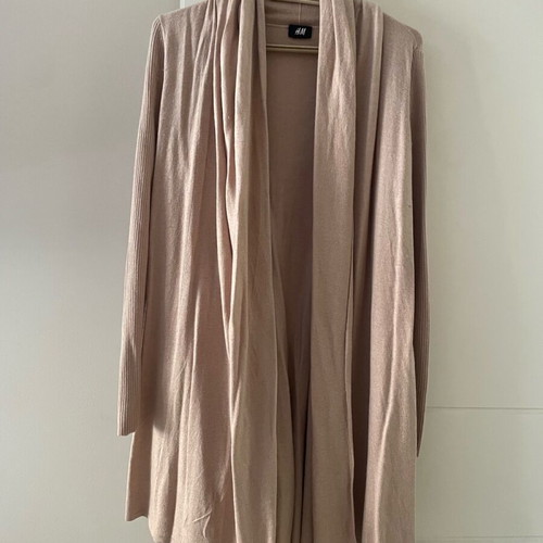 H&M beige cardigan like new, size XS