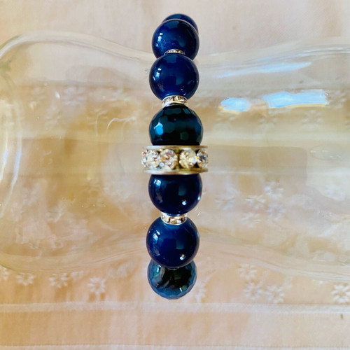 Bracelet with blue agate and silver-tone accents new