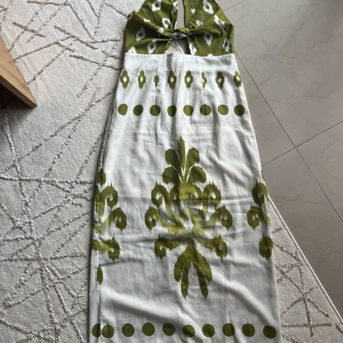 Shein dress printed polyester fabric, like new, size M