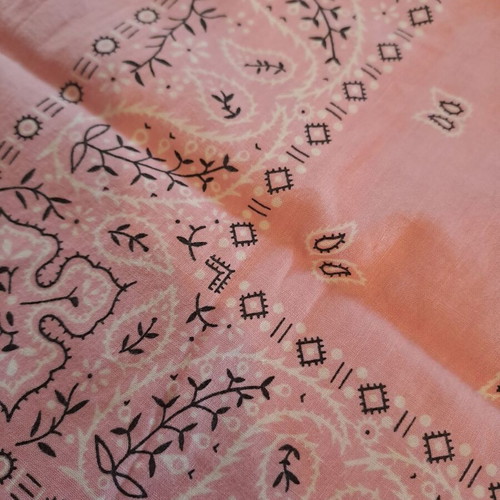 Pink cotton bandana like new
