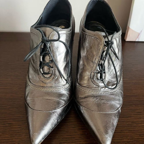CafeNoir low pointed ankle boots silver size 38 like new