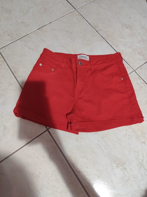 Terranova red shorts size M like new