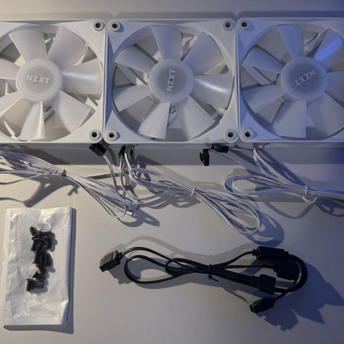 NZXT F120 RGB Core 3-Pack like new