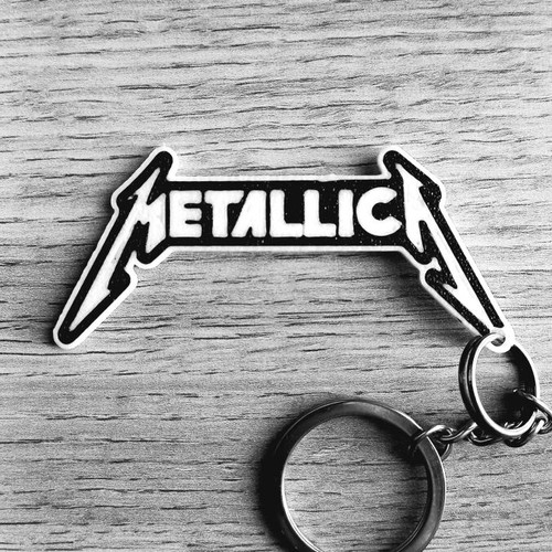 Metallica keychain, black and white, heavy metal design