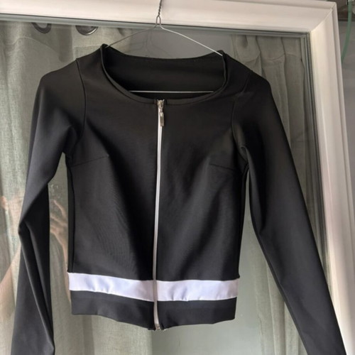 Black Crop Jacket Y2K Blockette Style like new