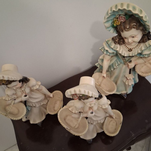 Ceramic dolls like new, one large 43 cm and two smaller 33 cm