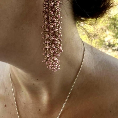 Vince Camuto pink and gold dangle earrings like new