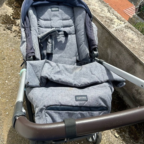 Inglesina Aptica stroller like new, blue gray with accessories