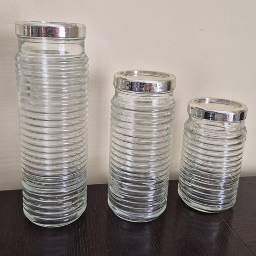 Glass storage containers set of 3 like new