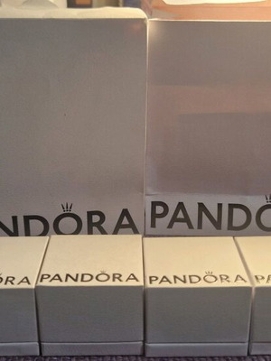 Pandora boxes like new, suitable for gift