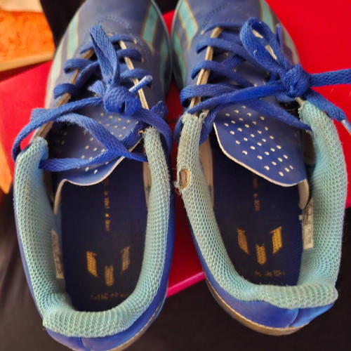Adidas Messi football shoes size 36 used, blue