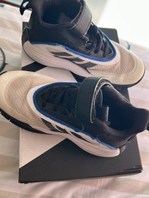 Παπούτσια μπάσκετ Adidas Own the Game 3.0 μέγεθος 31 μεταχειρισμένα