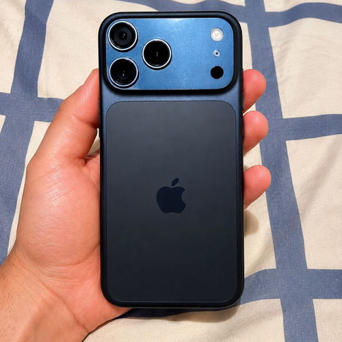 Apple iPhone 17 Pro Max 12/256GB with gifts