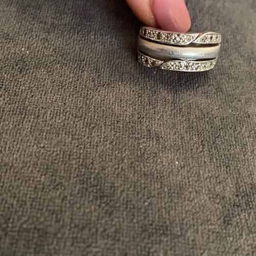Silver ring with nice design, size 16-16.5, 7g, 925 stamp, like new