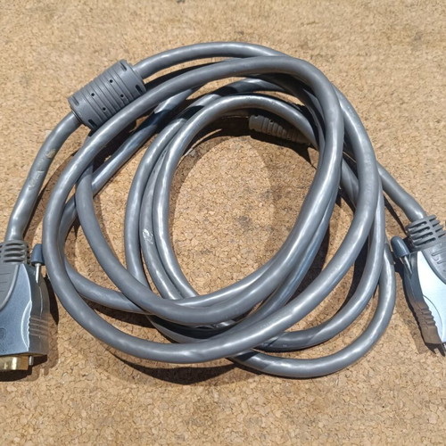 DVI-D male to DVI-D male cable 3 meters used