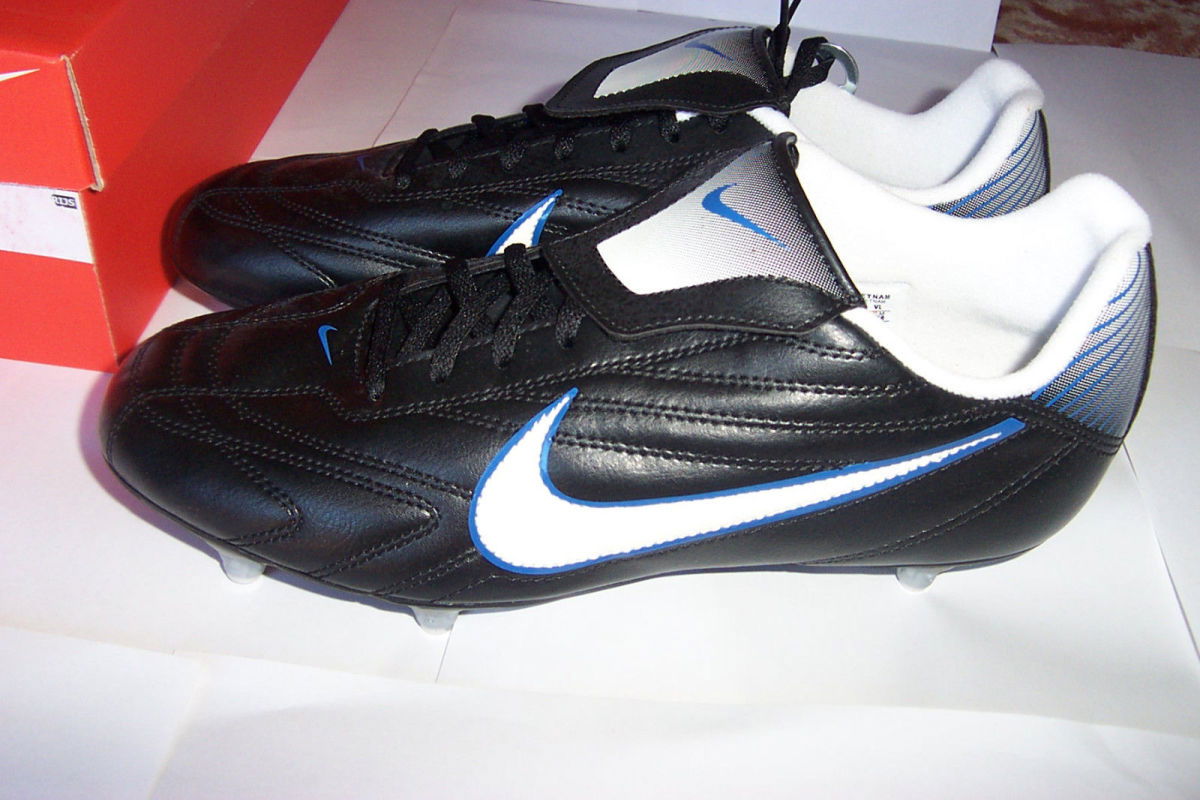 nike premier 43