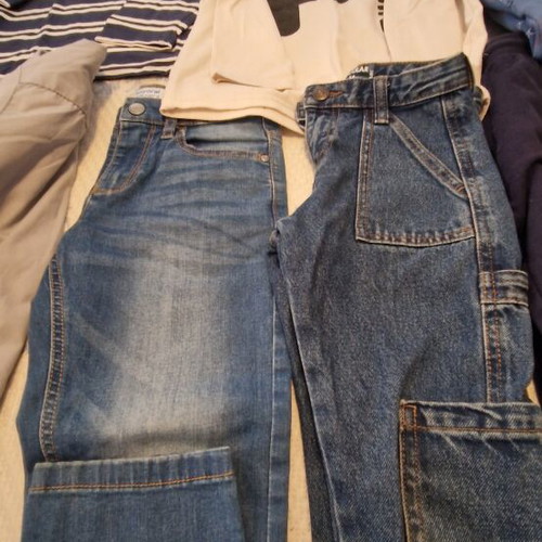 Boys' clothing pack like new, size 4 to 6, multicolor