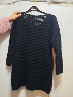 Women's winter sweater new, black, size L