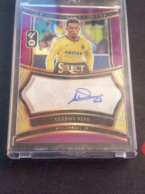Panini Select ποδοσφαιρική κάρτα με αυτόγραφο του Yeremy Pino /49, Nm