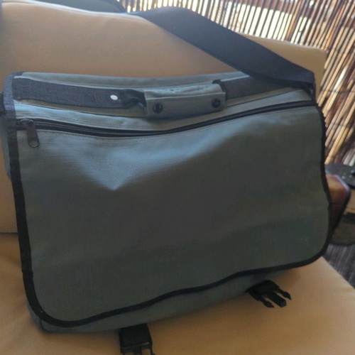 Laptop bag grey new, with strap and multiple compartments