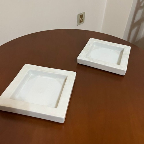 Porcelain bowls like new, set of two, square shape