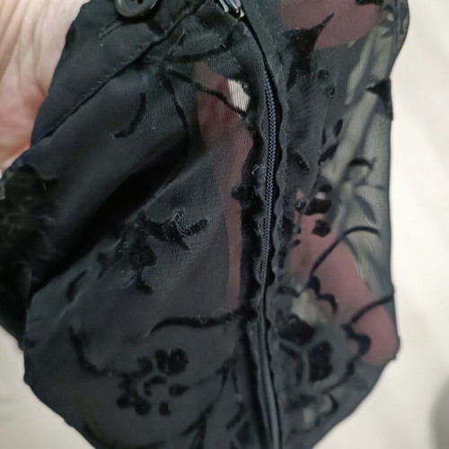 Sisley Lace Pants black like new with inner lining