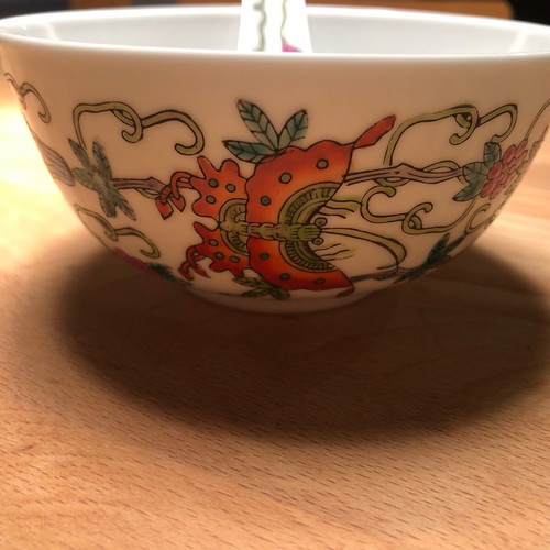 Vintage Chinese porcelain bowl and spoon like new