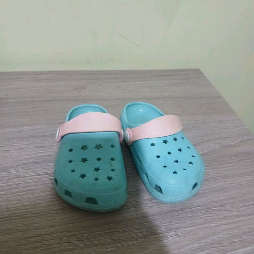 Slippers used in very good condition