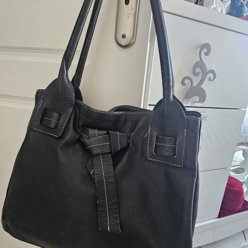 Leather shoulder bag used, black