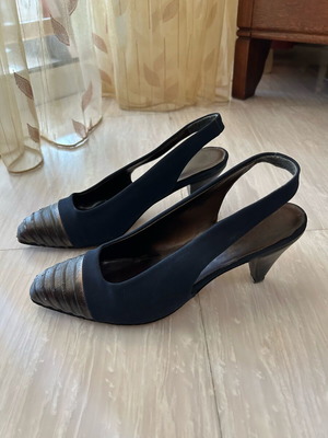 Women's shoes used, size 38, black and blue