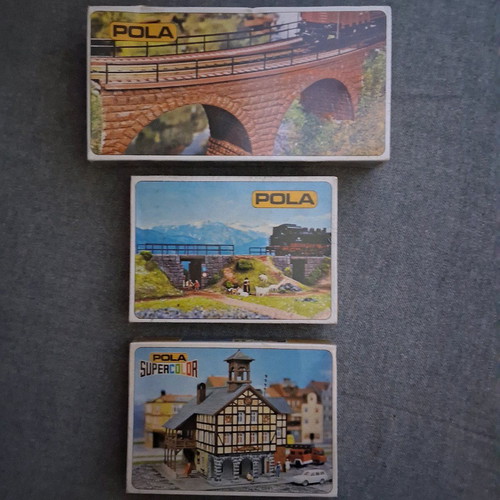 Pola construction kits for train diorama new, set of 5