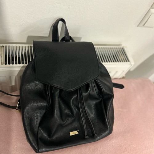 Veta backpack black like new