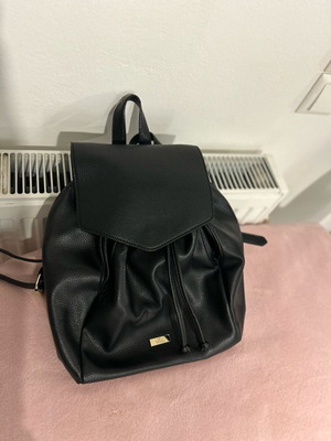 Veta backpack black like new