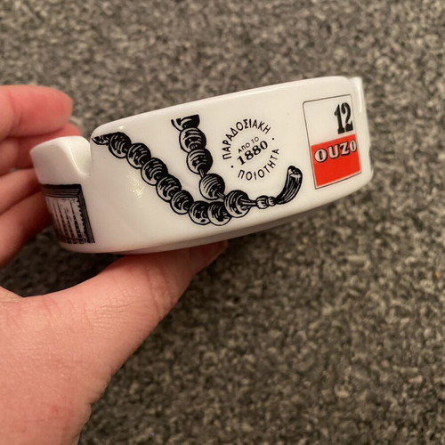 Ouzo ashtray like new, 12 ouzo