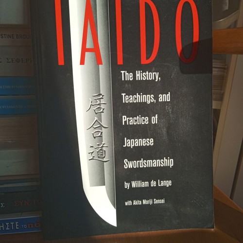 Iaido Technique and History of IAIDO with Rich Photographic Material, New