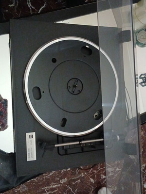 Dual CS435 turntable like new, automatic belt drive